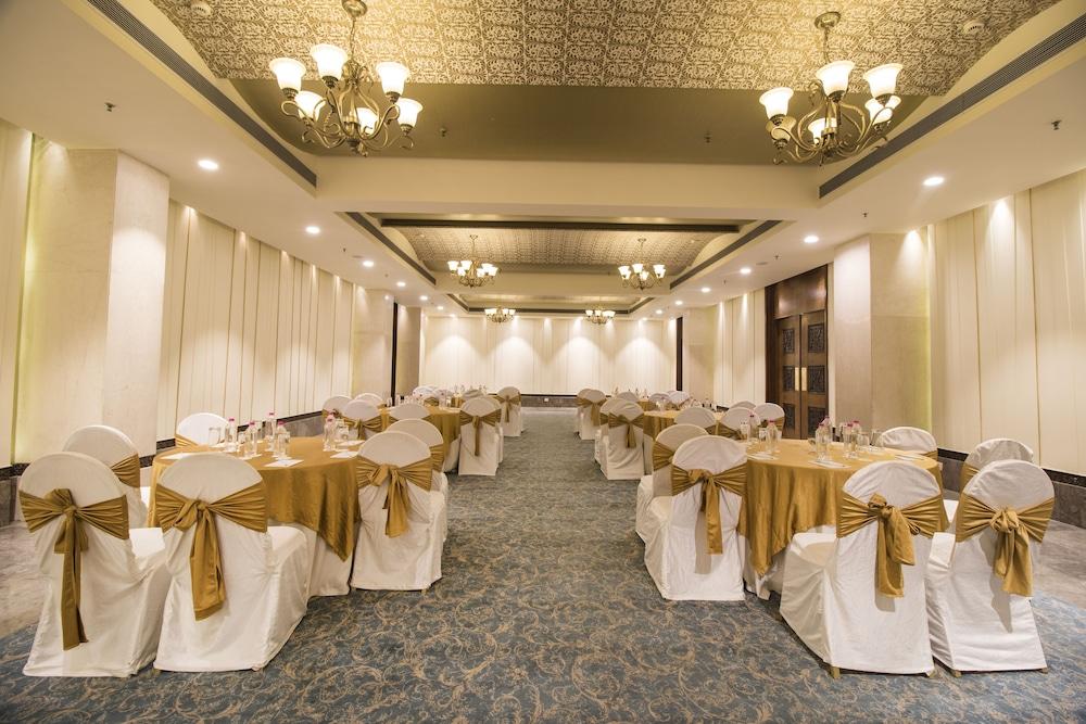 The Fern, Jaipur Hotel Bagian luar foto